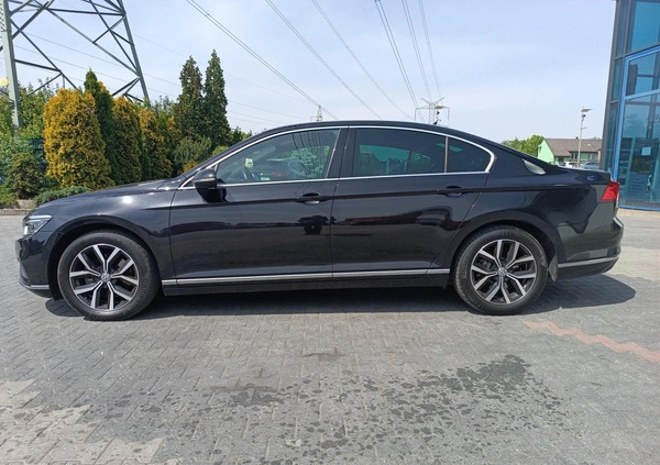 Volkswagen Passat cena 124900 przebieg: 130905, rok produkcji 2020 z Szczytno małe 596